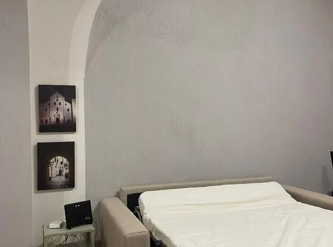 לינה וארוחת בוקר Visconti138 בארי